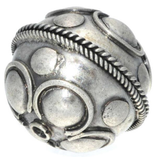 Silberbead Kugel India traditional . 925 Silber patiniert . 17mm